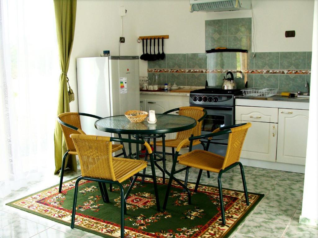 Cabanas Honu Nui Villa อังกาโรอา ห้อง รูปภาพ